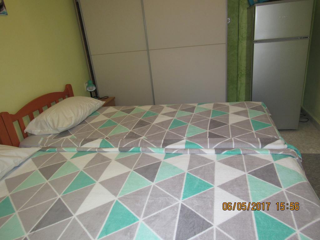 Guest House Vanessa Supetar Exterior photo
